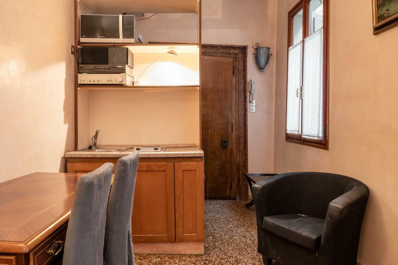 Ca'Molin Apartment Venesia Bagian luar foto